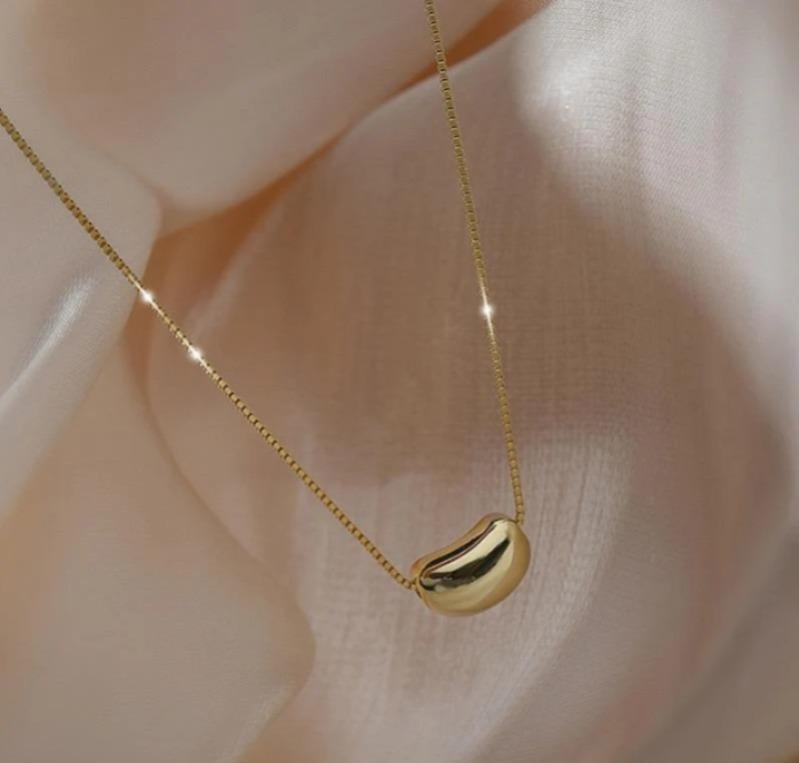Plain Gold Plated Bean Pendant Necklace