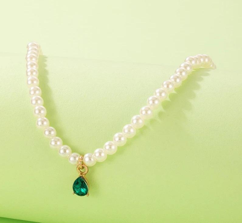 Pearl Necklace Green Rhinestone Pendant