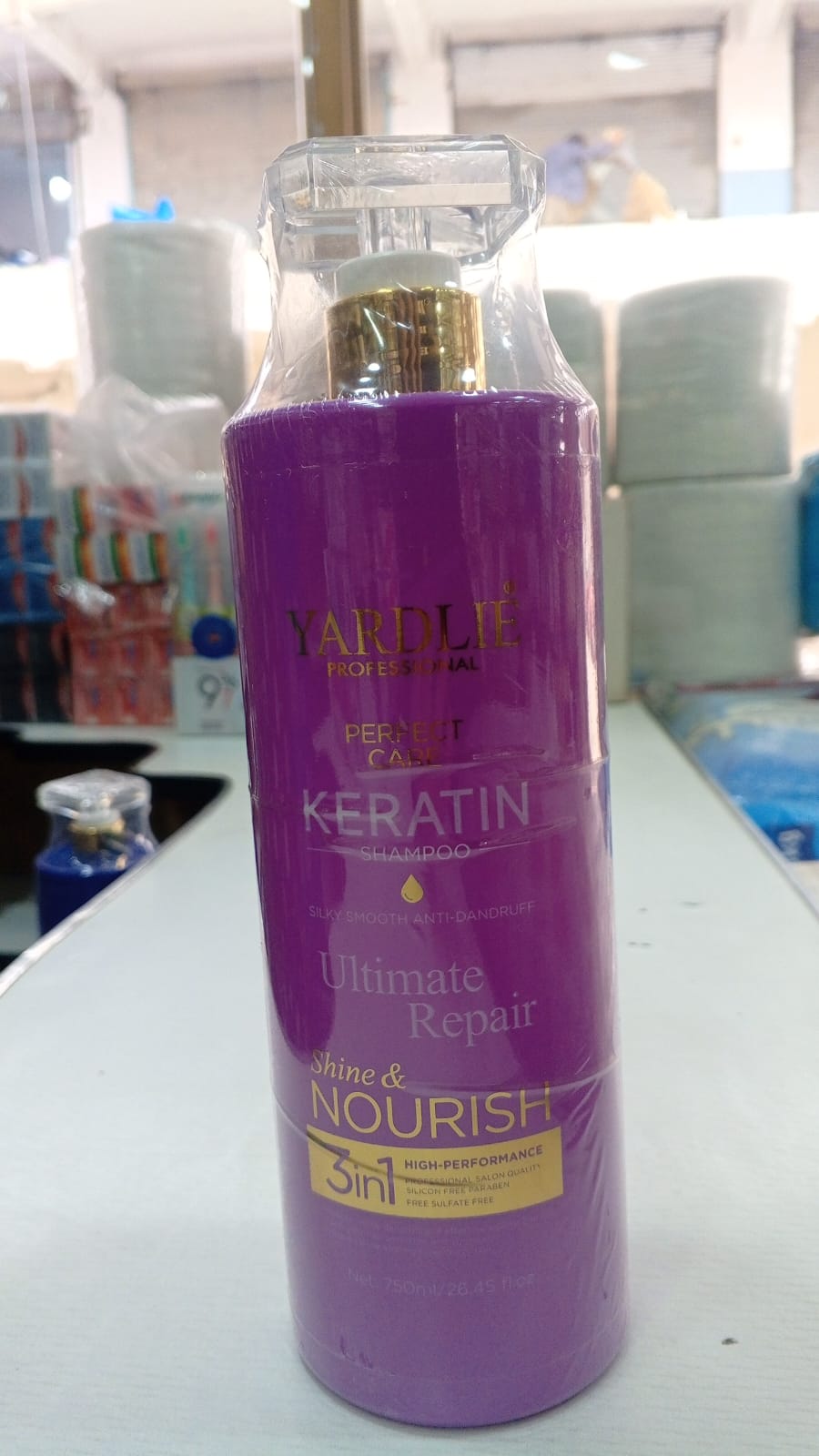 Yardlie Keratin Shampoo Professional Perfect Care Anti-Dandruff Frizz Control | Buy Online in Pakistan at MetroCart – Yardlie | MetroCart Pakistan