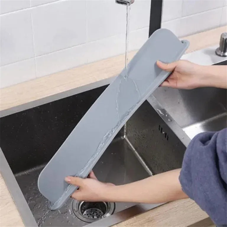 Silicone Sink Splash Guard Suction Cup Water Stopper | Buy Online in Pakistan at MetroCart – Silicone | MetroCart Pakistan